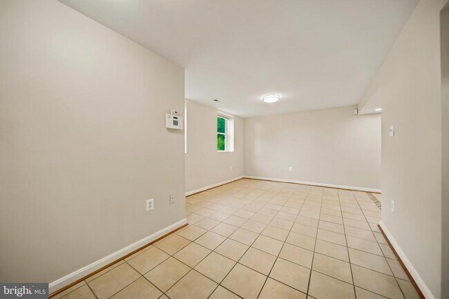 Foto del edificio - 4656 Evansdale Rd