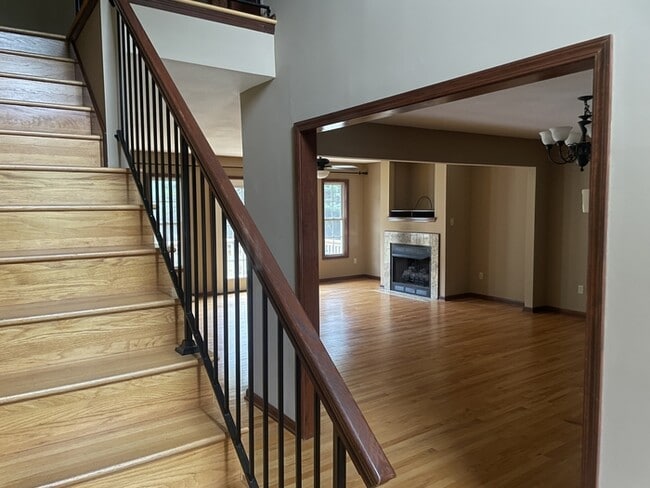 Building Photo - 1185 Eller Wood Dr