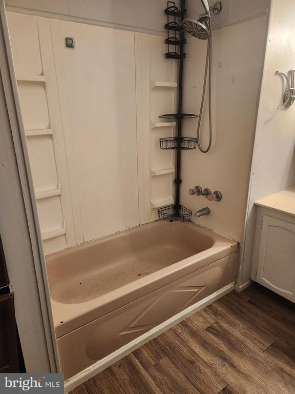 Foto del edificio - 203 Twigg Dr