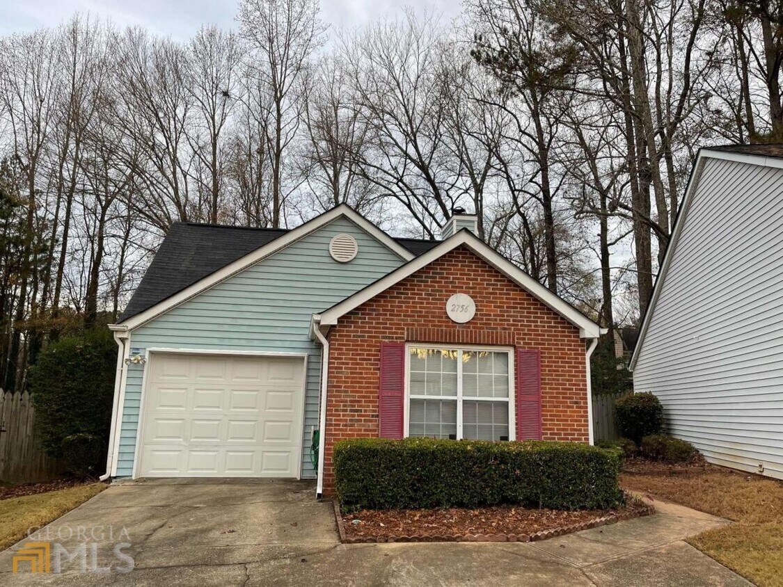Foto principal - 2756 St Charles Ln NW