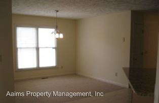 Foto del edificio - 1109 Chestnut Wood Dr
