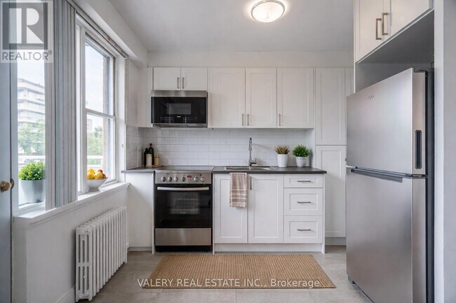 Photo du bâtiment - 161 St George St