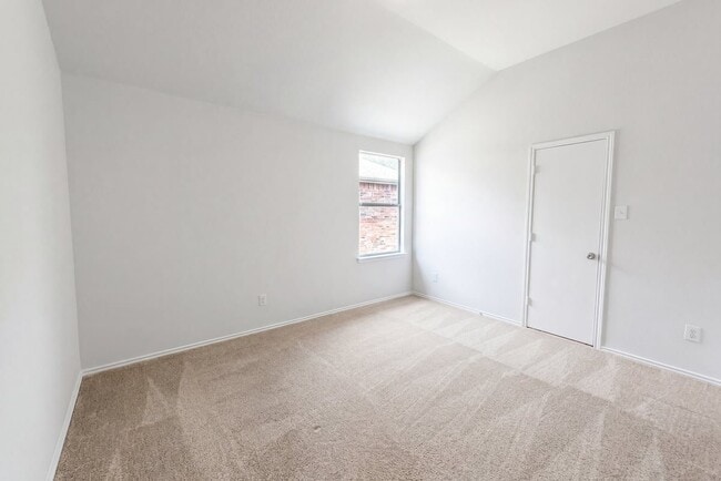 Foto del edificio - 10212 Coolidge Dr