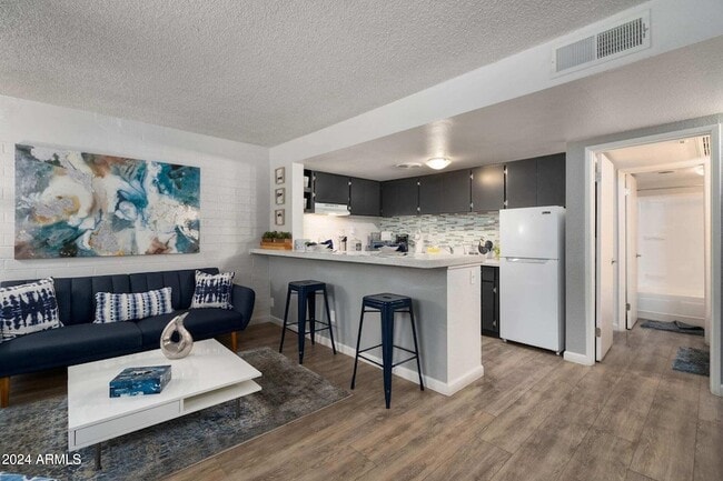 Photo - 1601 W Camelback Rd Apartment