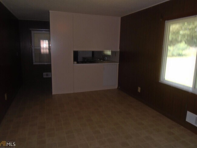 Building Photo - 437 Lockridge Ln