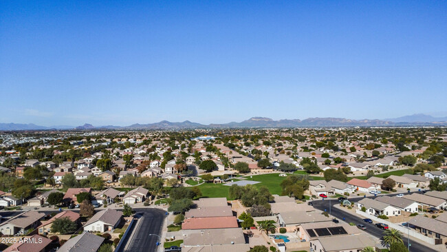 Building Photo - 9346 E Plana Ave