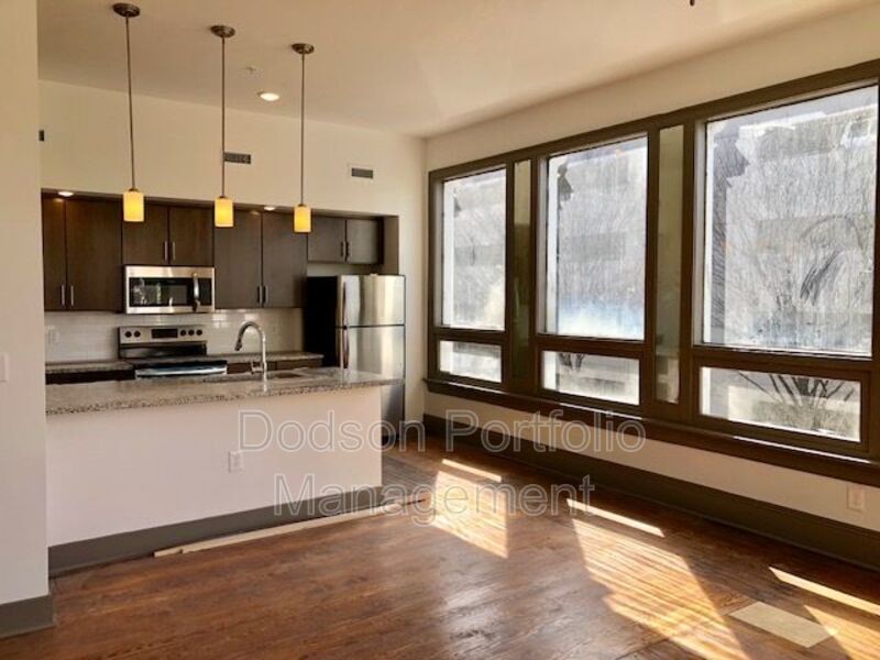 Primary Photo - 205 N 3rd St