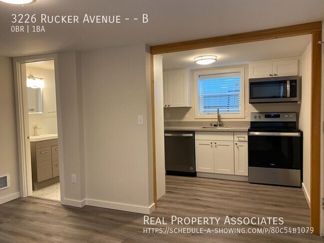 Foto del edificio - 3226 Rucker Ave