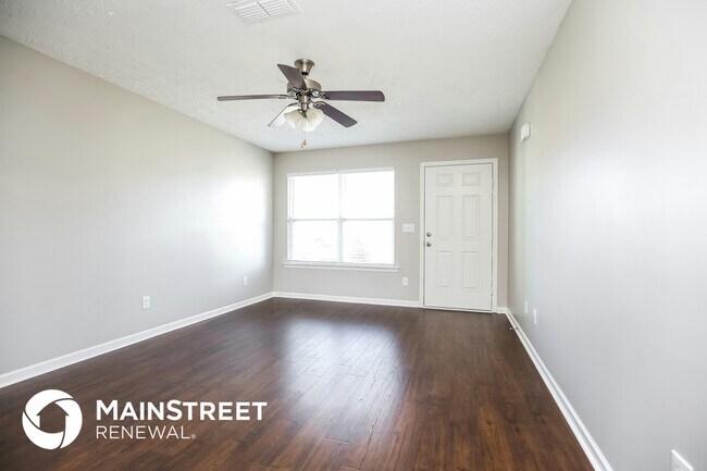 Foto del edificio - 1124 Shallowbrook Trail S