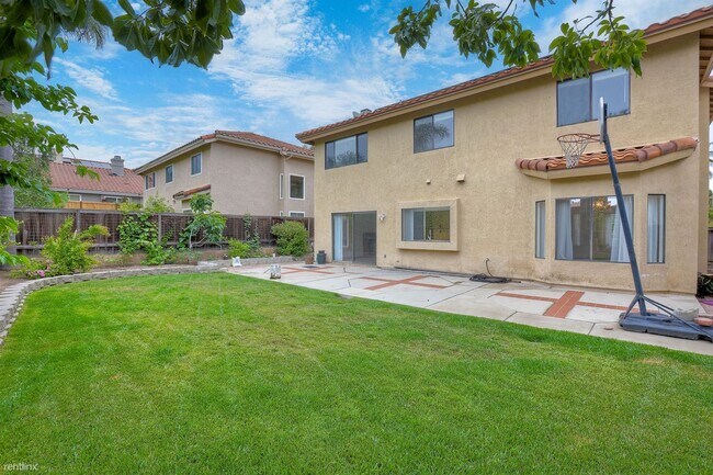 Foto del edificio - 4 br, 3 bath House - 2091 Sequoia Crest