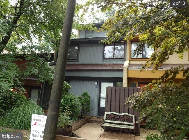 Foto del edificio - 2172 Cartwright Pl