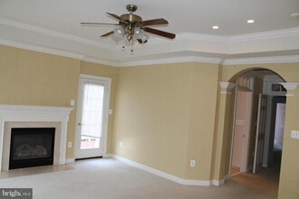 Building Photo - 24907 Earlsford Dr