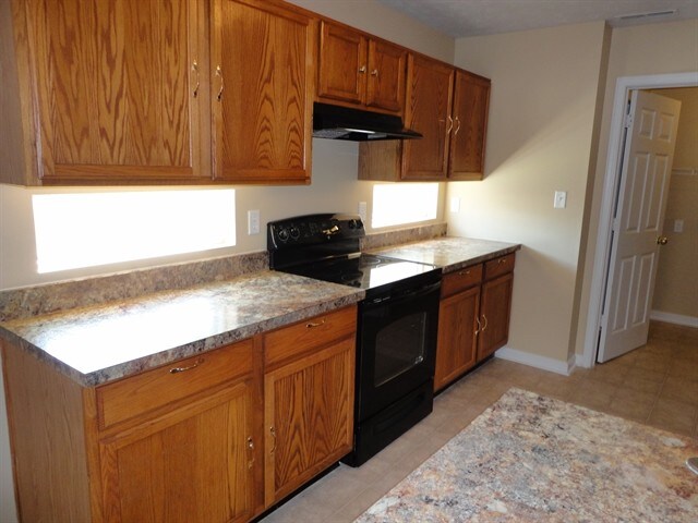Foto del edificio - 695 Mountain Pine Dr