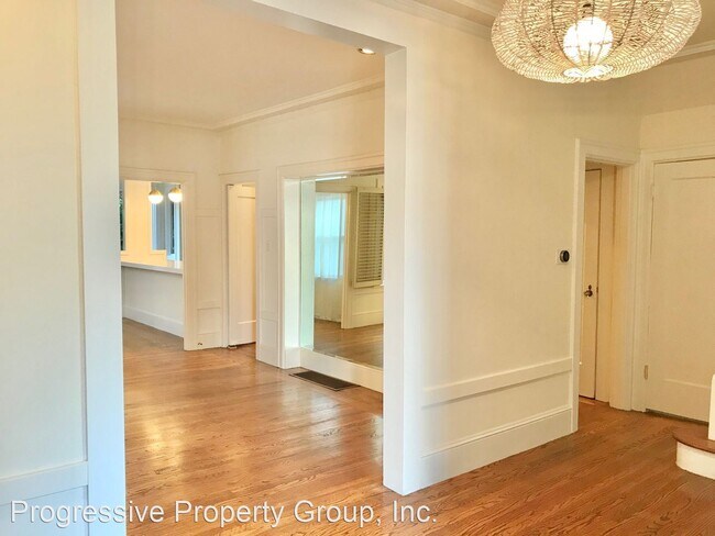 Building Photo - 3 br, 2.5 bath House - 227 El Camino Del Mar