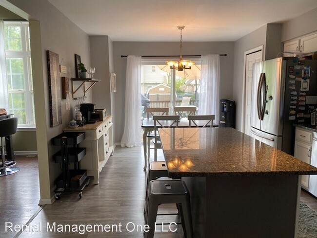 Foto del edificio - 3 br, 3.5 bath House - 7389 Red Bird Drive
