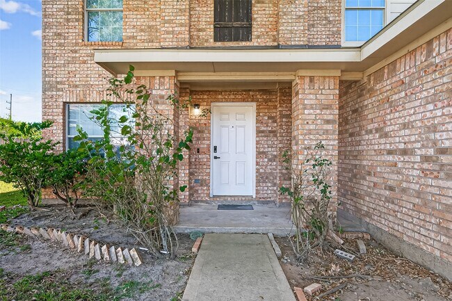Foto del edificio - 15707 Crooked Arrow Dr