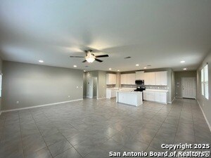 Foto del edificio - 142 Landing Ln