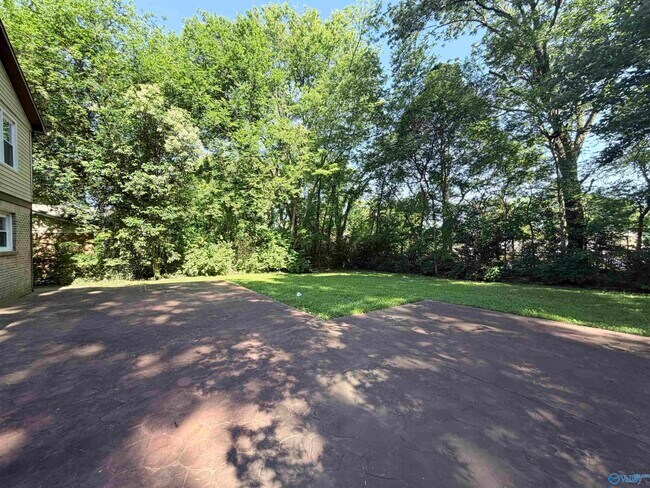 Foto del edificio - 11114 Hillwood Dr SE