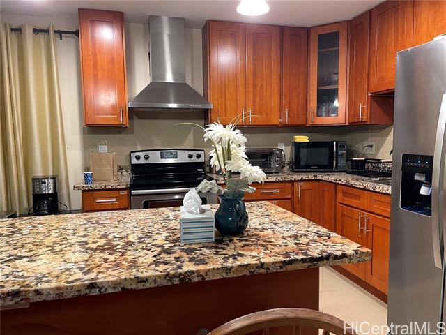 Building Photo - 3223 Monsarrat Ave