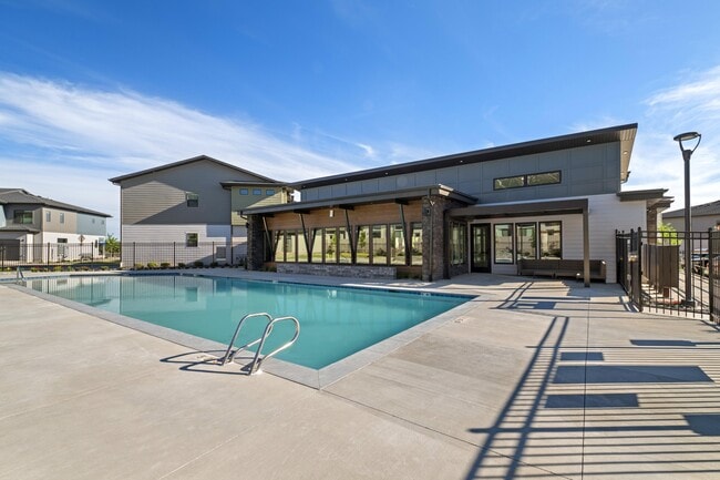 Building Photo - Fossil Cove