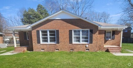 Building Photo - 114 N Meade St