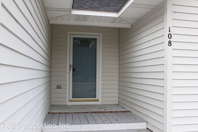 Foto del edificio - 3 br, 3 bath House - 108 N Second Avenue
