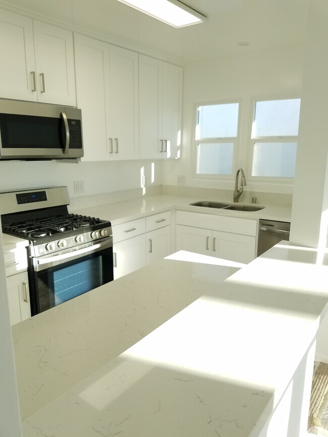 Foto del edificio - 3214 Highland Ave