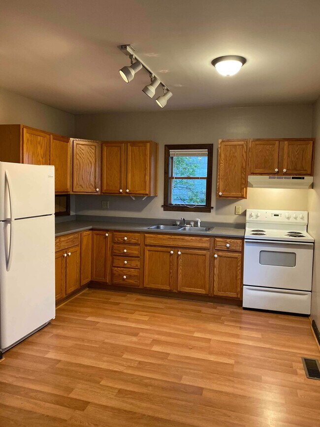 Foto del edificio - 141 3rd St