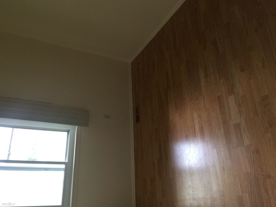 8401 18 Mile Rd Unit Apt 63, Sterling Heights, MI 48313 Condo for