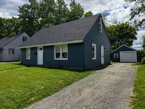 Building Photo - 4076 Prescott Ave