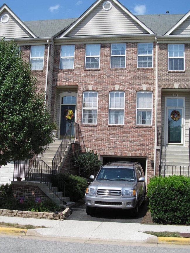 Building Photo - 7719 Sullivan Cir