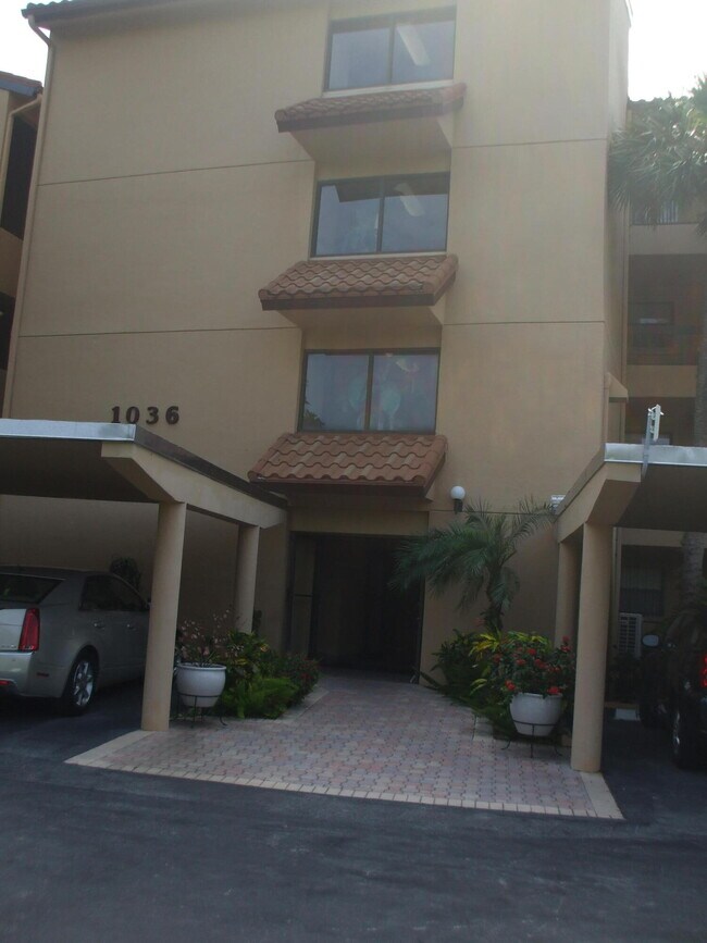 Foto del edificio - 1036 US-1