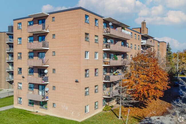 Building Photo - 51 McMurchy