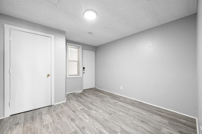 Building Photo - 809 Nantasket Ave
