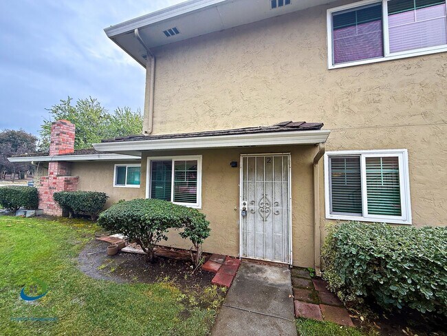 Photo - $2895 - 2 Bed/1 Bath Townhome in North San Jose-Near Lightrail