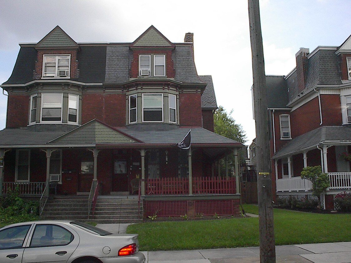 658 Linden Ave, York, PA 17404 Apartments in York, PA