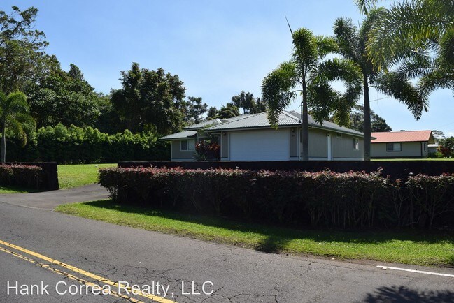 Building Photo - 210 E Palai St