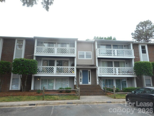 Foto del edificio - 9329 Old Concord Rd