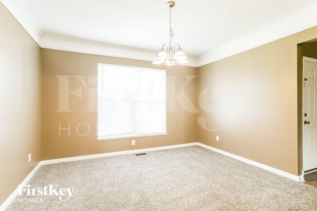 Foto del edificio - 5751 Aderholt Rd