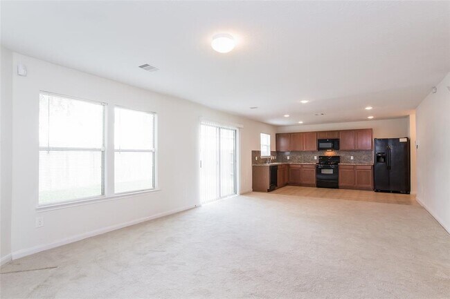 Building Photo - 16610 Cheshire Grove Ln