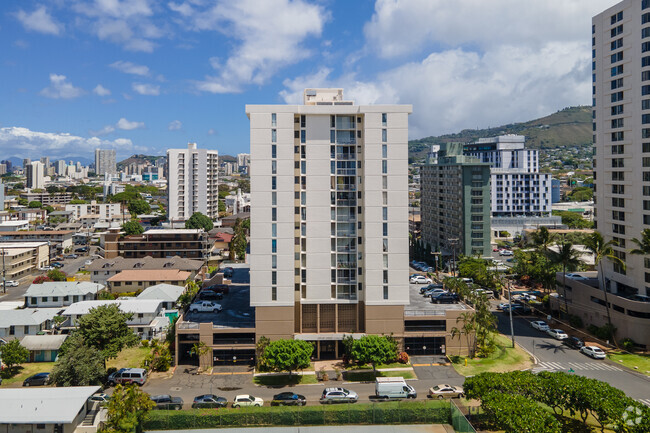 Foto del edificio - Parkland Gardens Condominiums