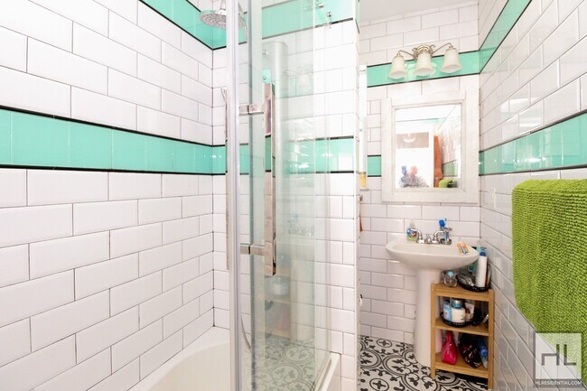Foto del edificio - 1 Bedroom On 11th Gowanus