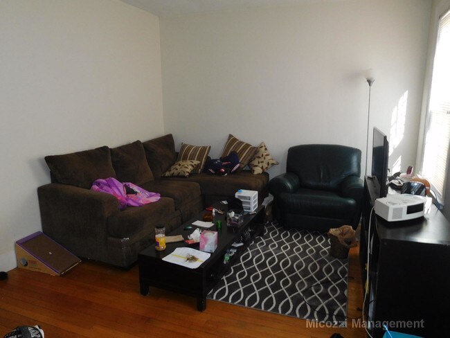 Foto del edificio - 5 Ashford Ct