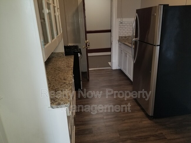 Foto del edificio - 4088 Erie St
