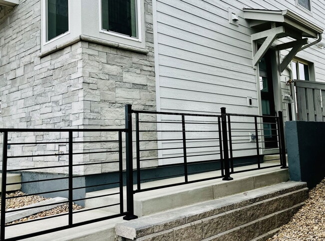 Building Photo - 11511 Amplify Cir