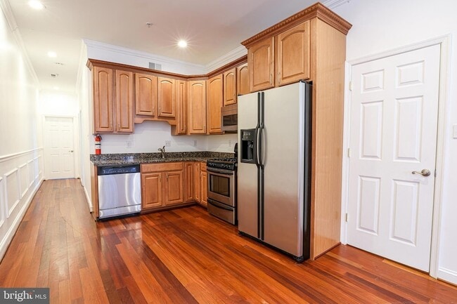 Foto del edificio - 2721 13th St NW