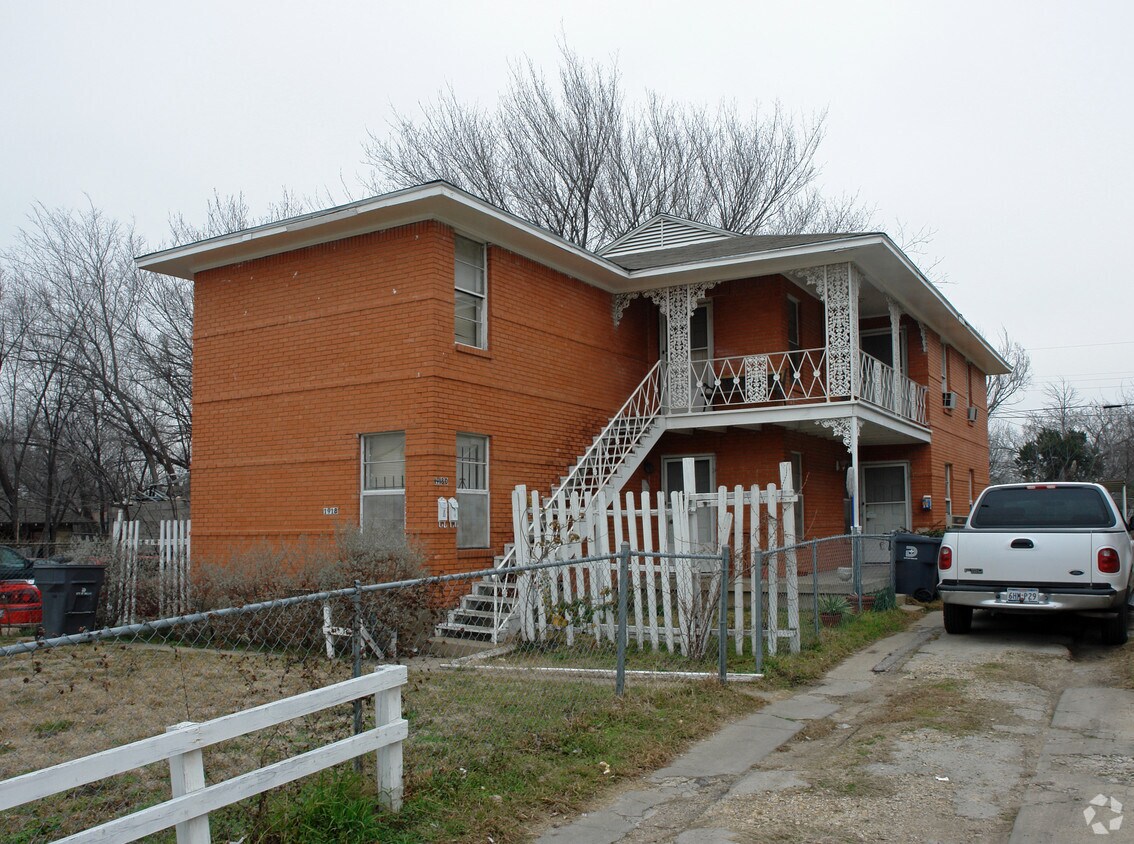 Foto del edificio - 1918 S Beckley Ave