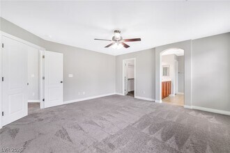 Building Photo - 7261 Madarang Ave