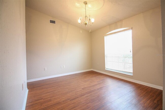Building Photo - 3002 Chasewood Dr