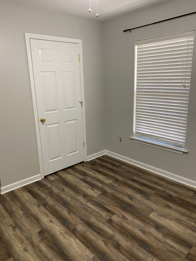 Bedroom - 544 Seays Crest Dr